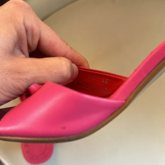 Steve Madden Barbie Pink Heel - Picture 7 of 7